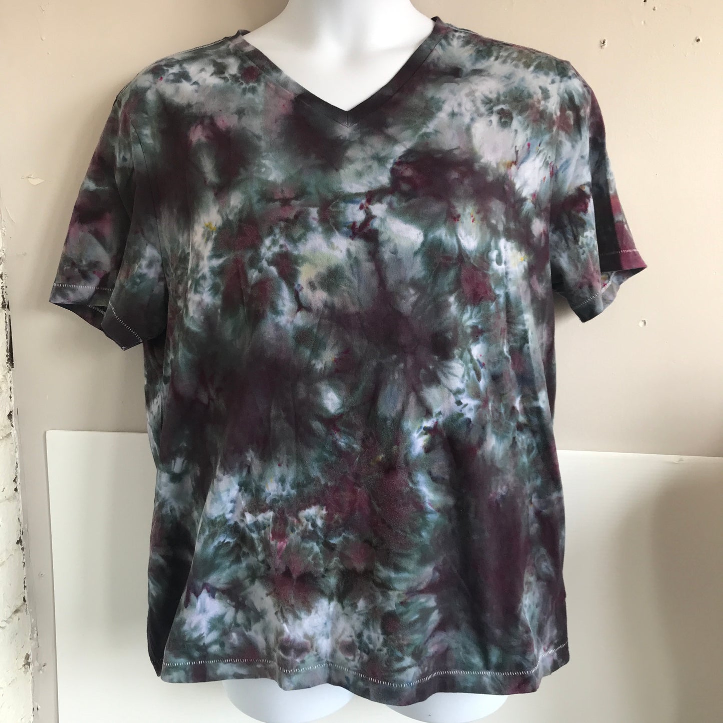Tie DYe Tee Tie Dye XL Hand Dyed