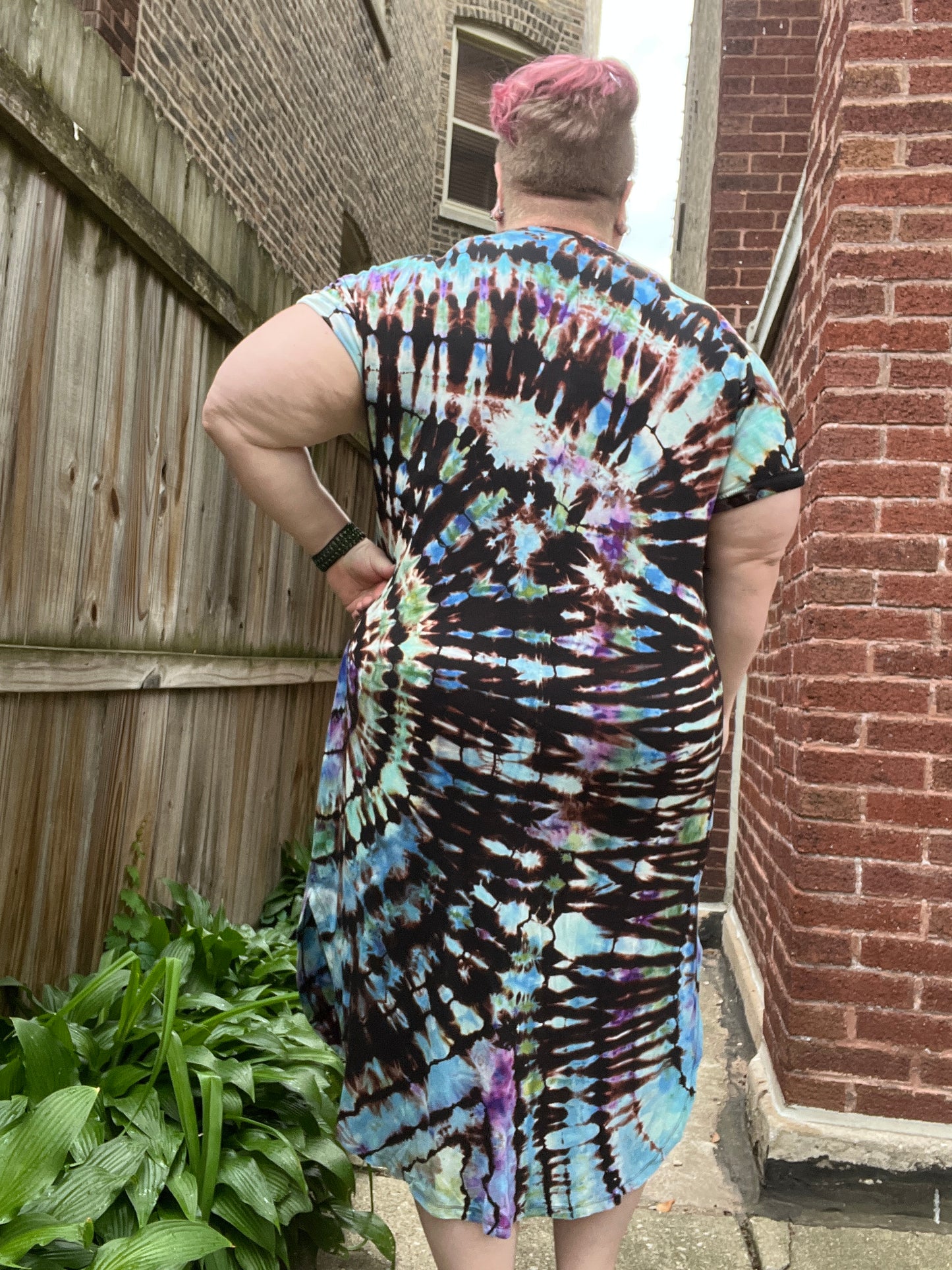 Tie Dye Dress, 2X, Midi Dress, Short Sleeve, Midi with side slits, Blues Black Reverse Shibori
