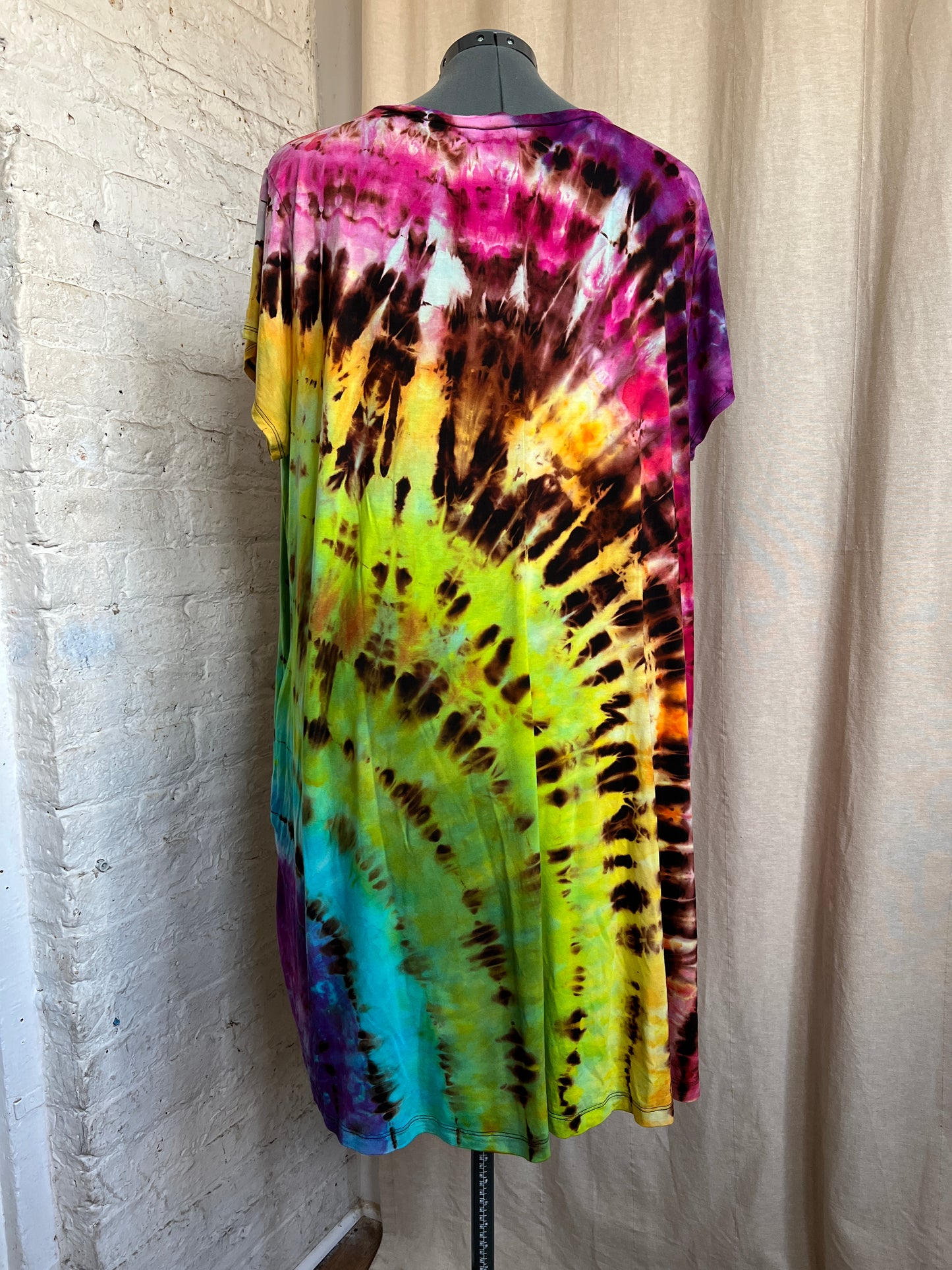 Tie Dye Dress 2X Short Sleeve Swing Rainbow Reverse