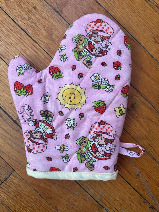 Oven Mitt, Strawberry Shortcake