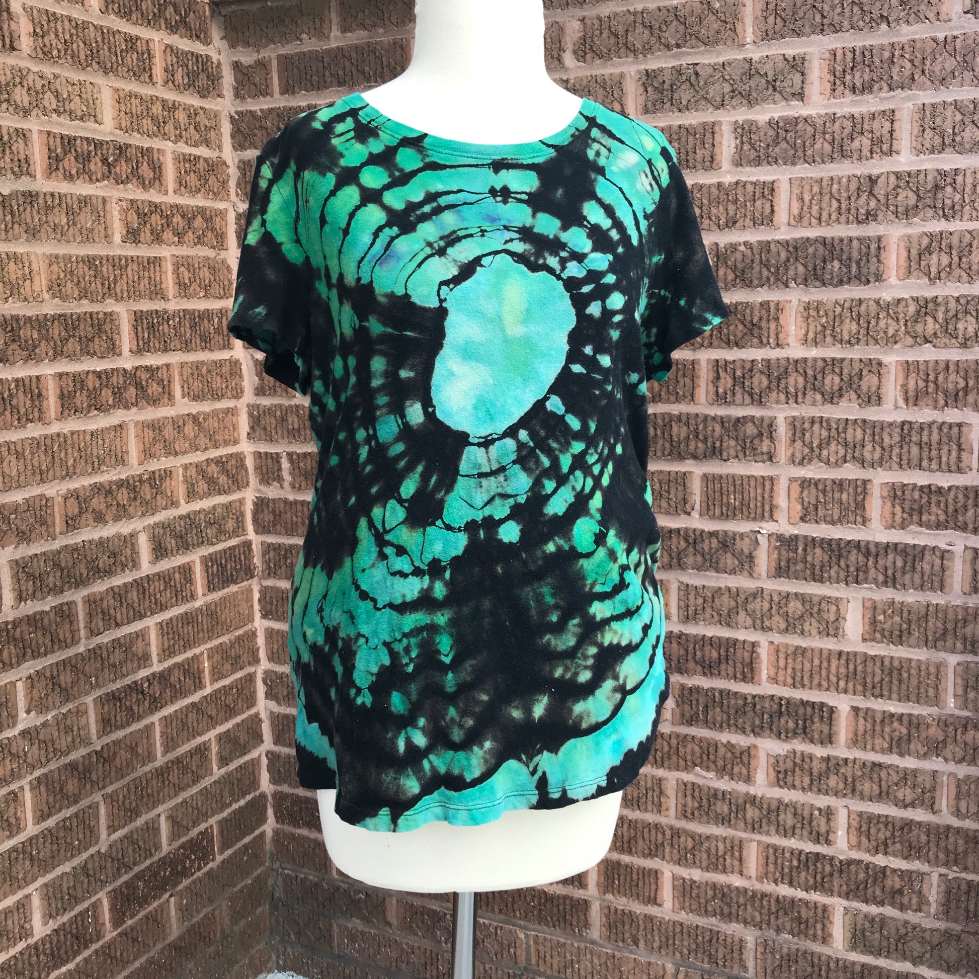 Tie Dye Tee, size Medium, Reverse Dyed, Hand Dyed