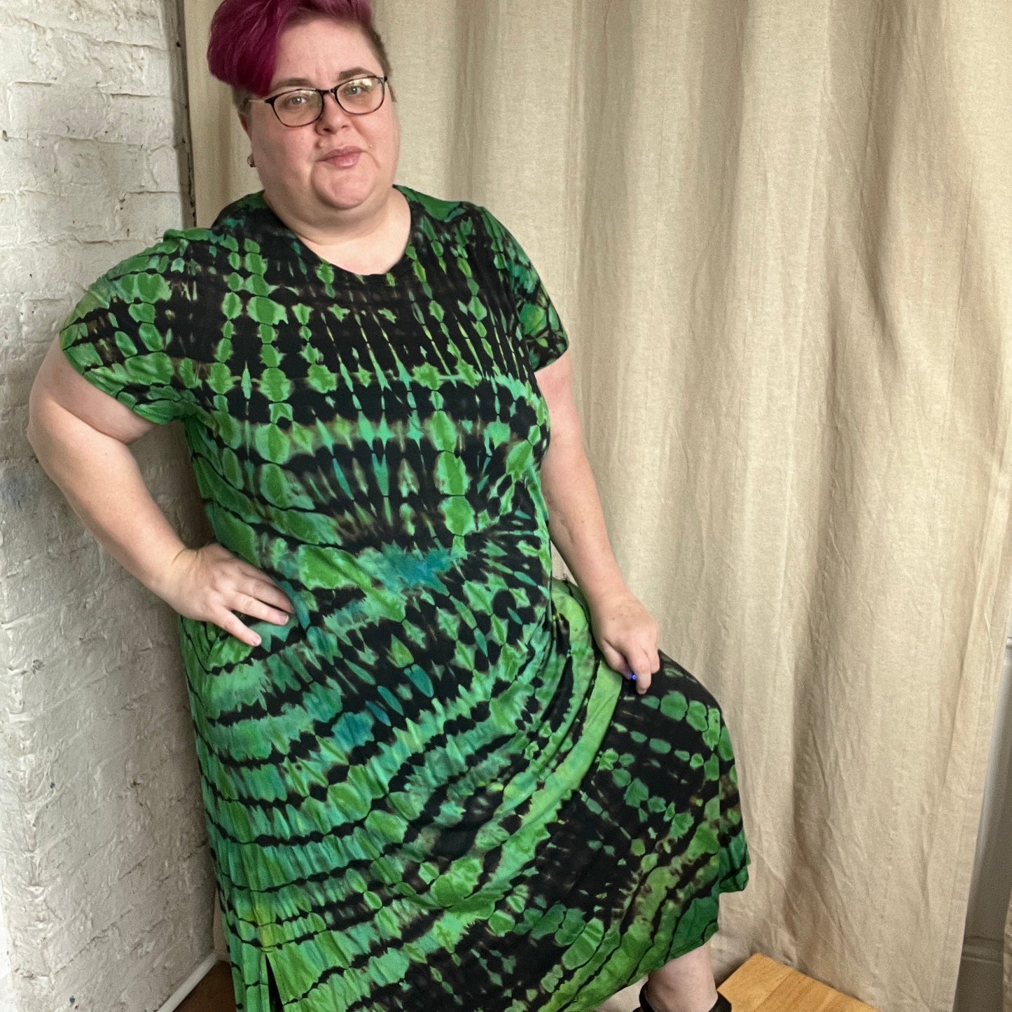 Tie Dye Dress, 2X, Maxi Dress,  Short Sleeve, Long with side slits, Green Black Reverse Shibori