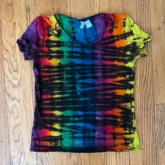 Tie Dye Tee, Size Large, Reverse Rainbow Stripes