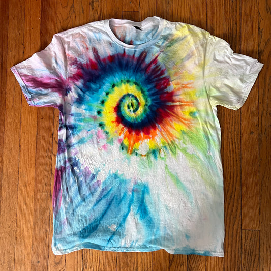 Tie Dye Tee, Size XL, Rainbow Swirl Spiral, Short Sleeve